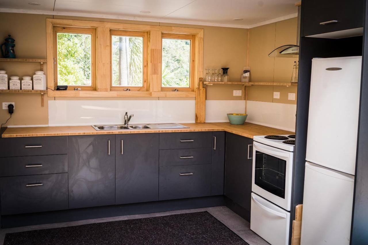 Maitai Whare Iti - Adventure Cabins & House Нельсон Экстерьер фото