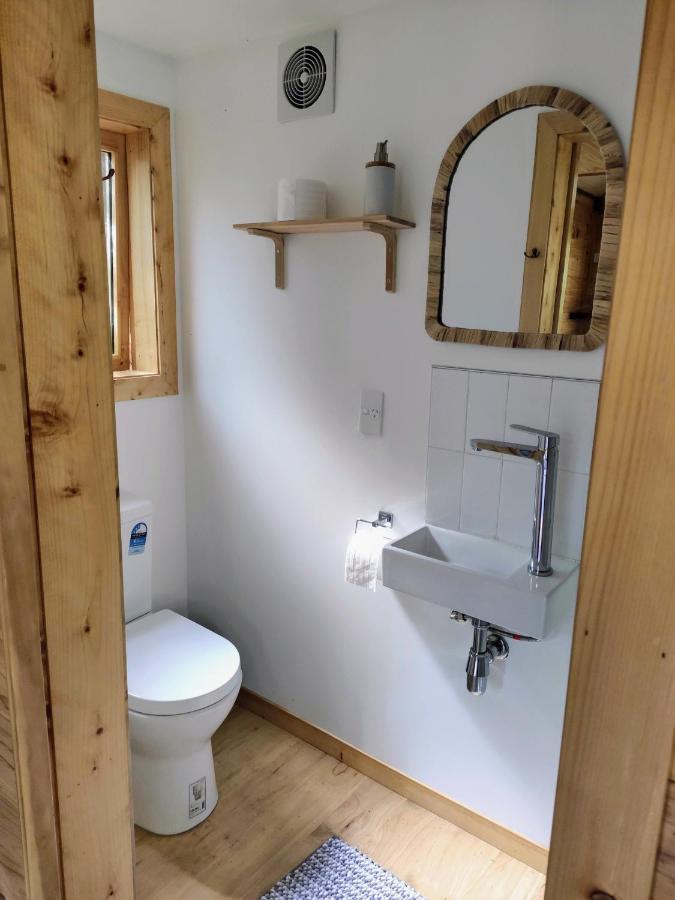 Maitai Whare Iti - Adventure Cabins & House Нельсон Экстерьер фото